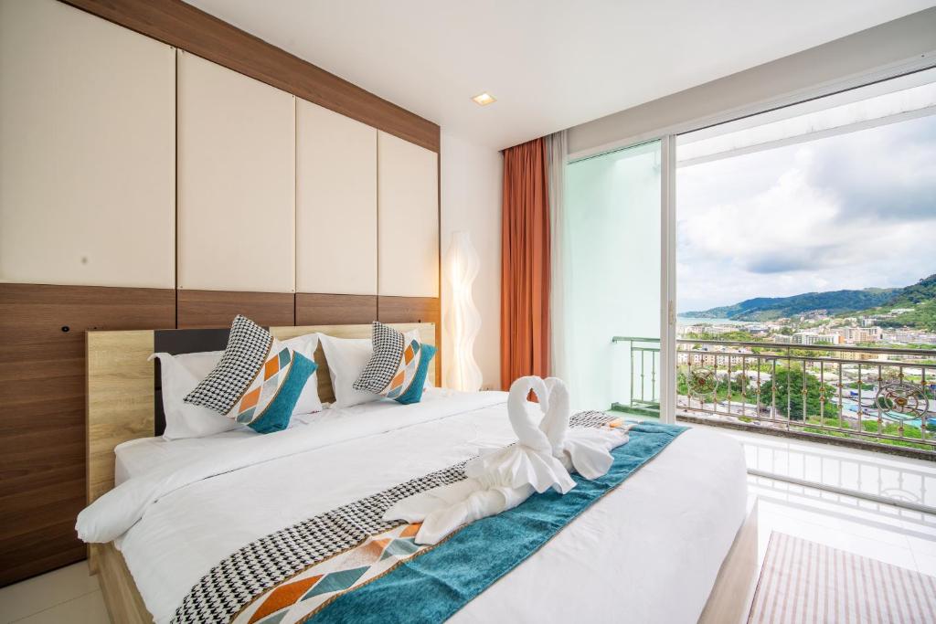 patong villa2四卧泳池别墅/两个海景房/近班赞酒吧街 – Phuket