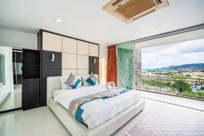 patong villa2四卧泳池别墅/两个海景房/近班赞酒吧街 – 照片 2