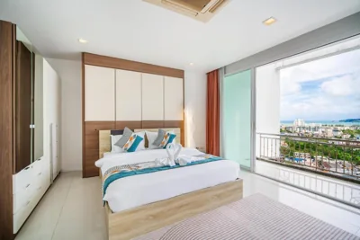 patong villa2四卧泳池别墅/两个海景房/近班赞酒吧街 – 照片 8