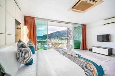 patong villa2四卧泳池别墅/两个海景房/近班赞酒吧街 – 照片 11