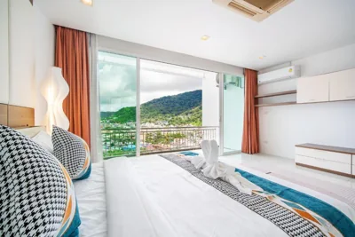 patong villa2四卧泳池别墅/两个海景房/近班赞酒吧街 – 照片 15